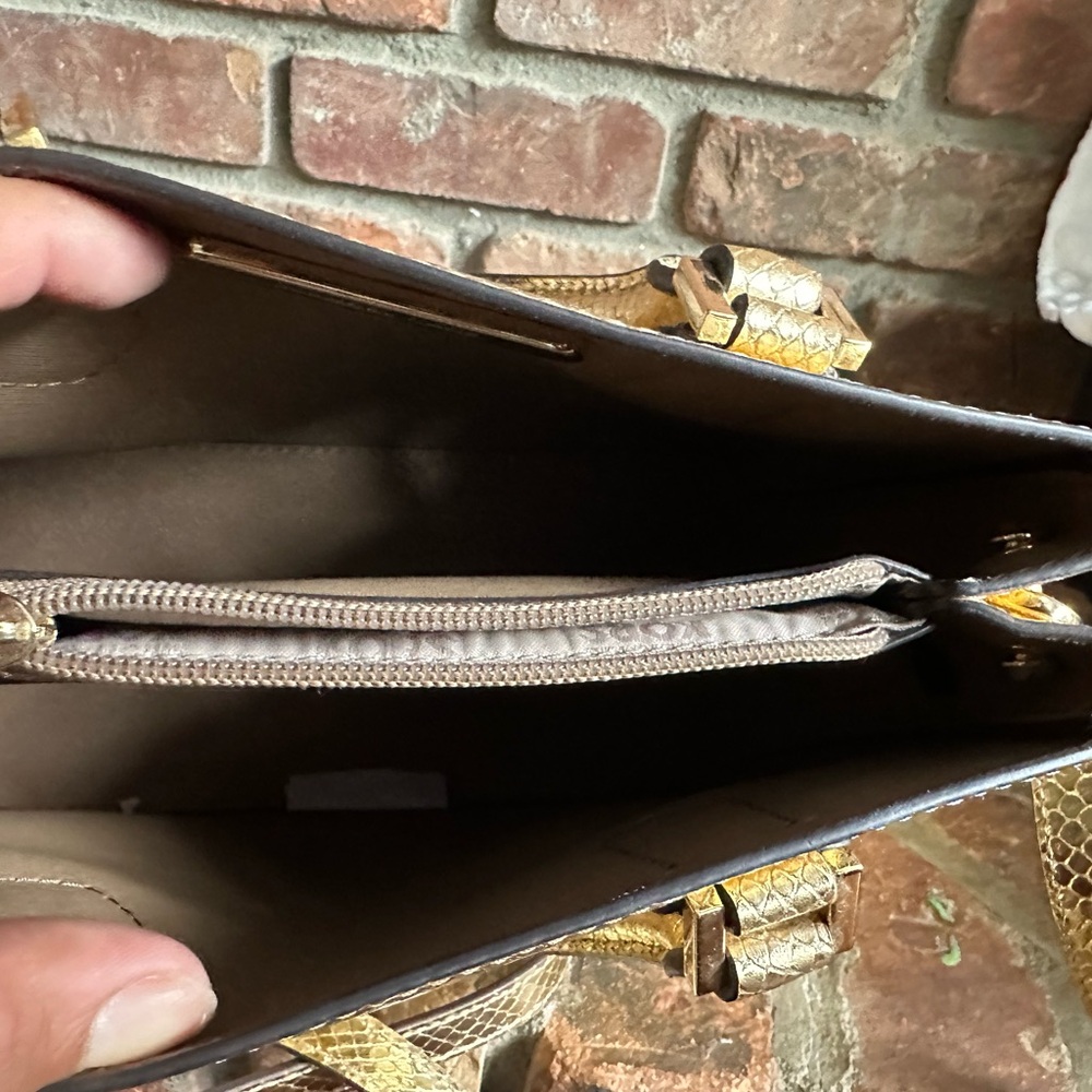Michael Kors Purse - Picture 6 of 7